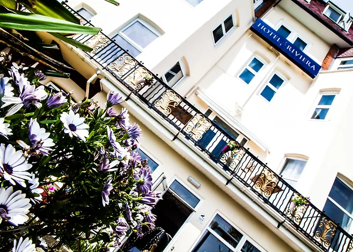 Hotel Riviera By The Sea